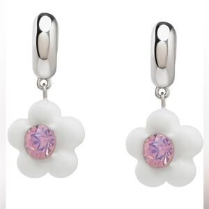 NIB Betsey Johnson Spring Daisy Huggie Hoop Drop Earrings